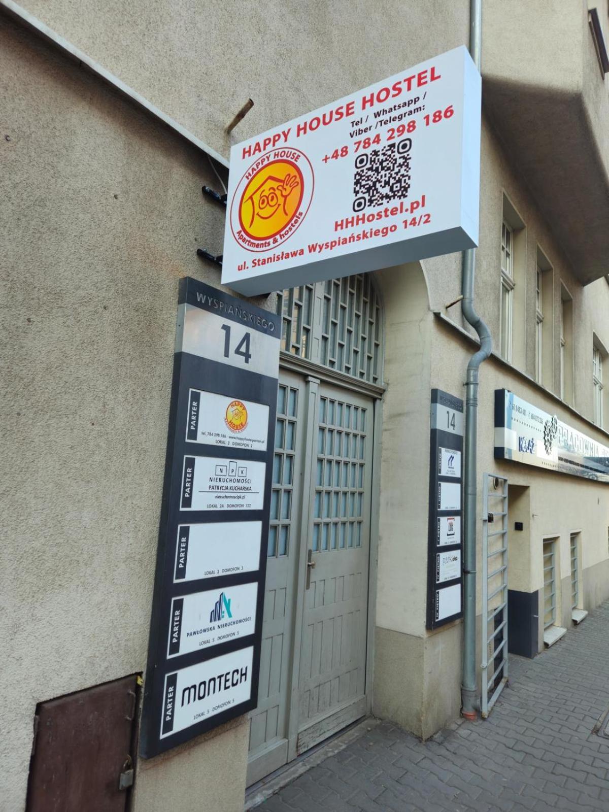 Happy House Hostel Poznan Exterior photo
